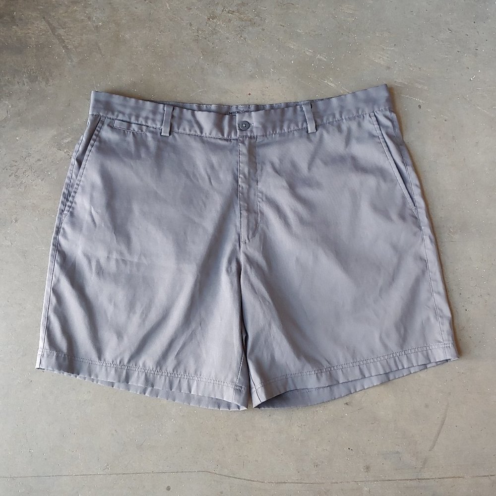 Nike Golf Dri-Fit Standard Fit Gray Shorts 38